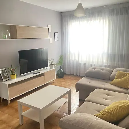 Apartment Apartmento O Rio Burela